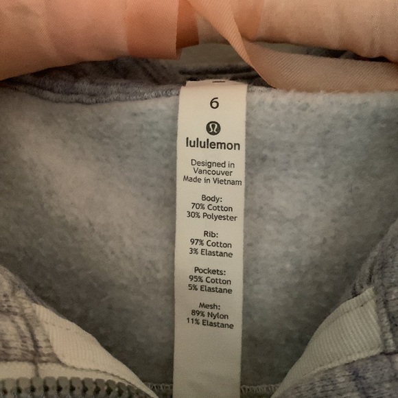 Lululemon Scuba Hoodie. Front zipper, gray. Sz:6 - Picture 3 of 16